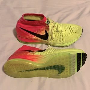 Women’s s Size 10 Neon pink&yellow NIKE zoom